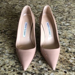 Manolo blahnik nude heels 35